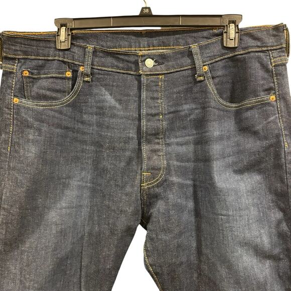 LEVI’S Men’s 501 Dark Wash Button-Fly Jeans, W40 L30 - Picture 4 of 12